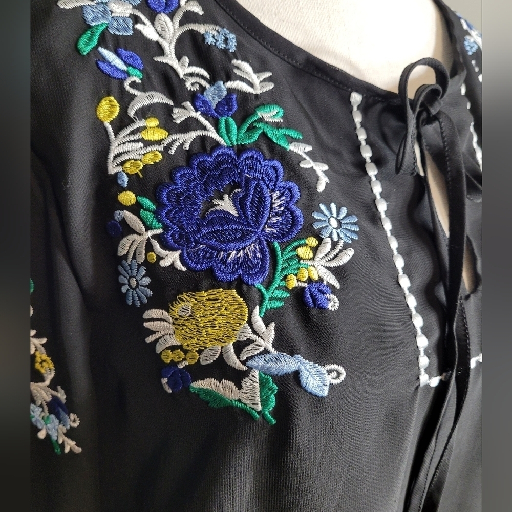 ALYX Black With Floral Embroidery Details And 3/4 Bell Sleeves. Medium - Picture 2 of 5